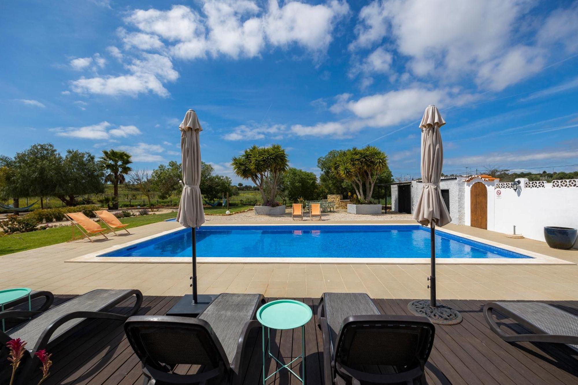 לינה וארוחת בוקר לגואה Casa Jardim Oasis מראה חיצוני תמונה