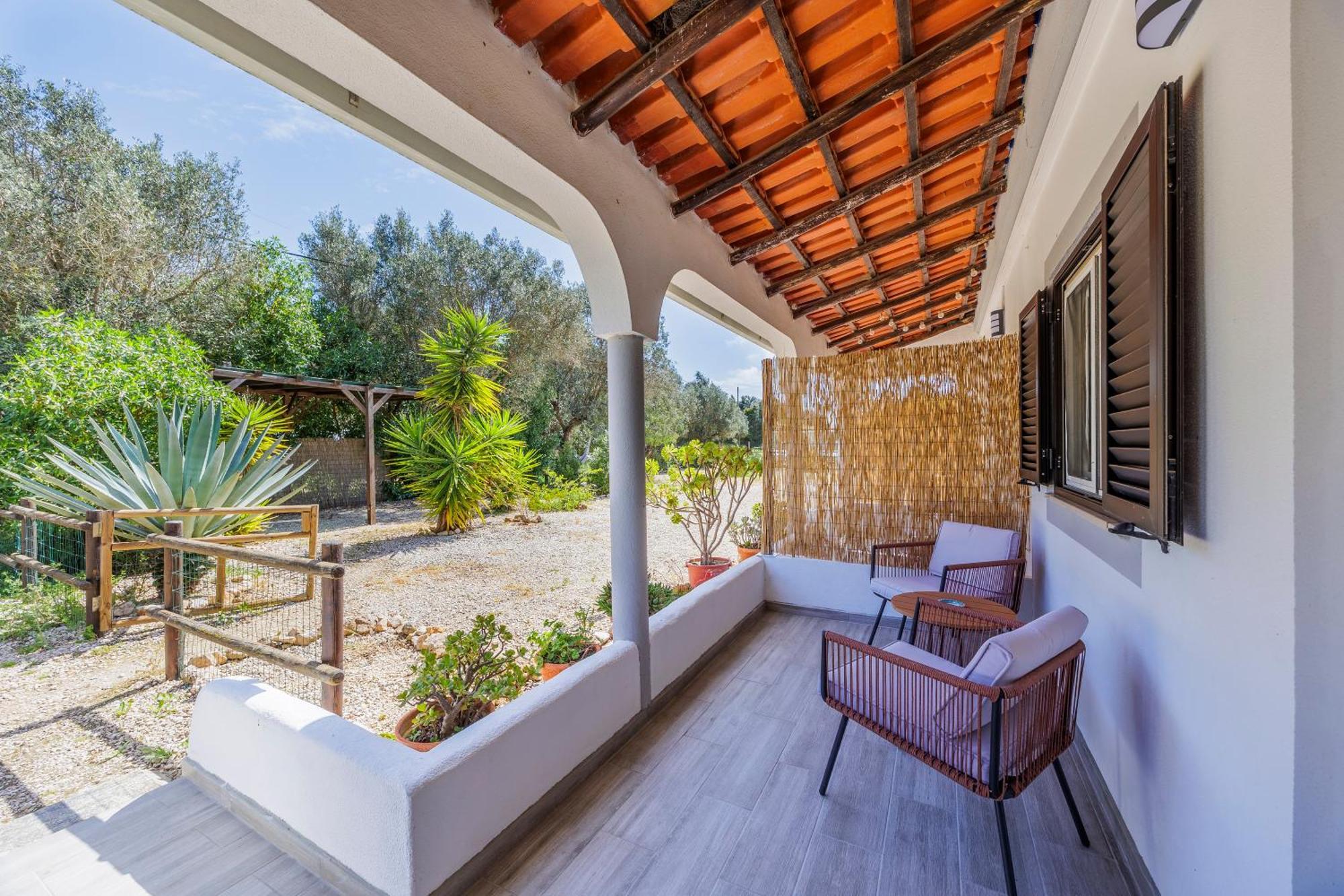 לינה וארוחת בוקר לגואה Casa Jardim Oasis מראה חיצוני תמונה