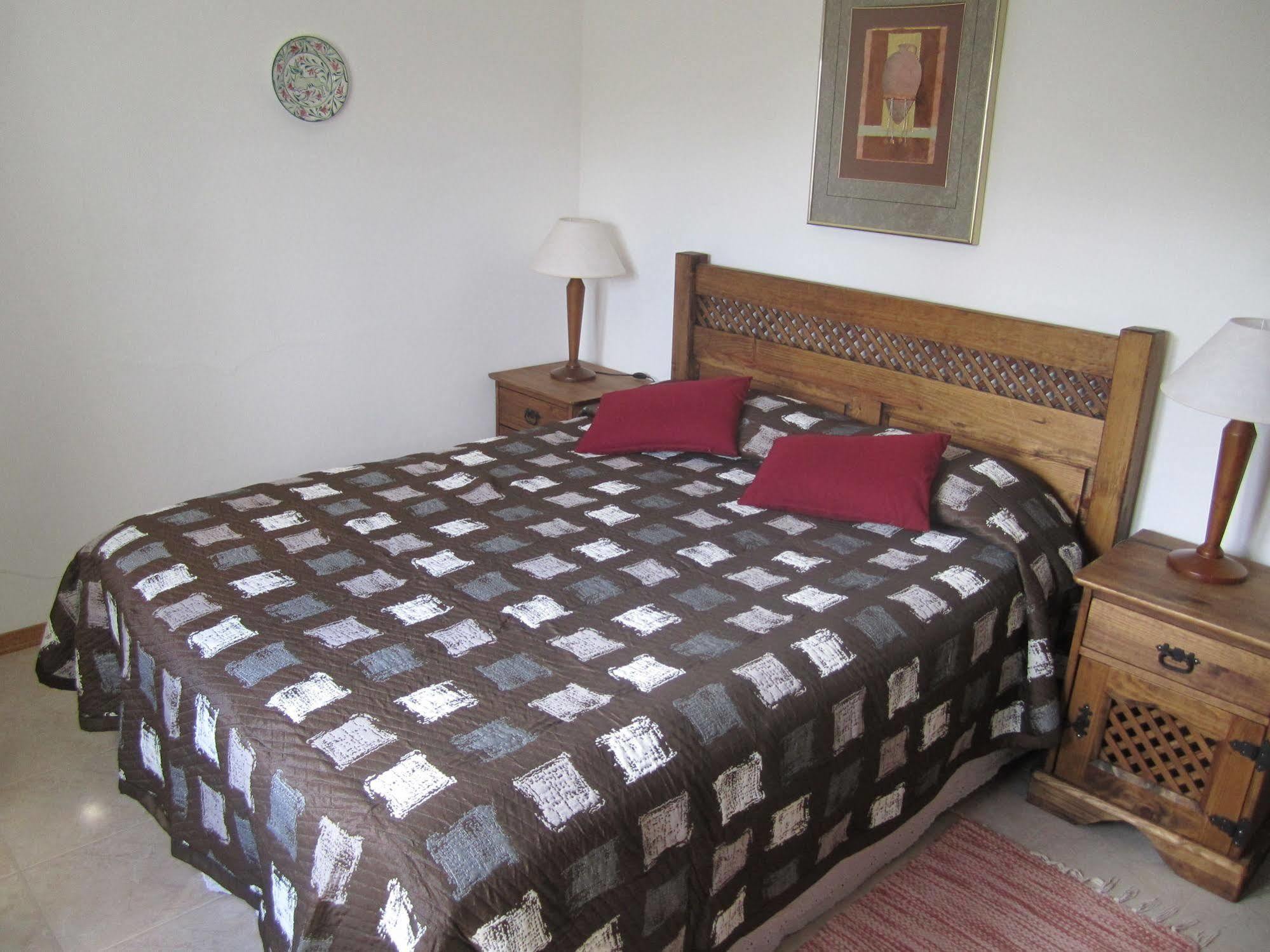 לינה וארוחת בוקר לגואה Casa Jardim Oasis מראה חיצוני תמונה