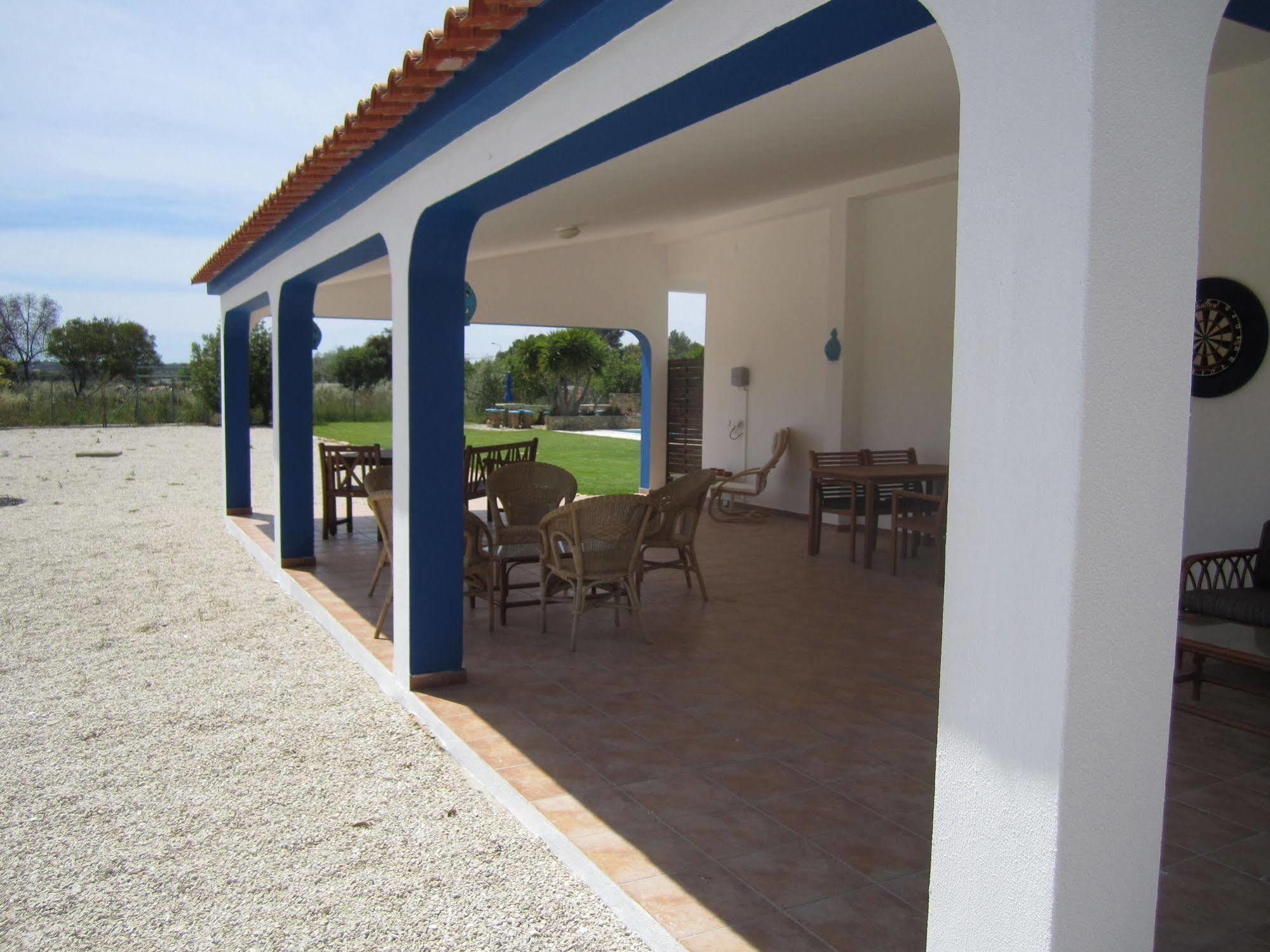 לינה וארוחת בוקר לגואה Casa Jardim Oasis מראה חיצוני תמונה